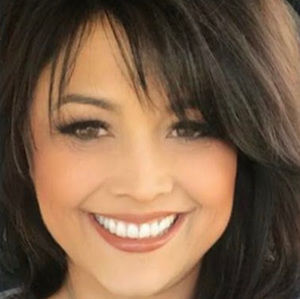 Meet your Posher, Gina